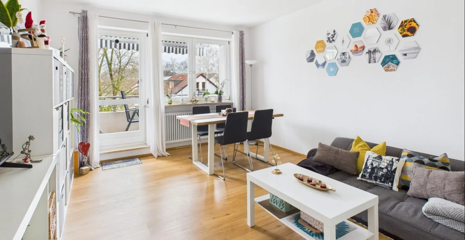 Attraktive Kapitalanlage: Kernsanierte 2-Zimmer-Wohnung mit Tiefgarage