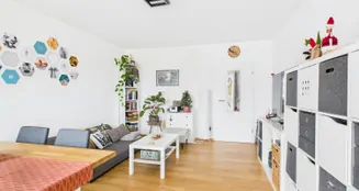 von_poll_real_estate_property_25122152_image_2