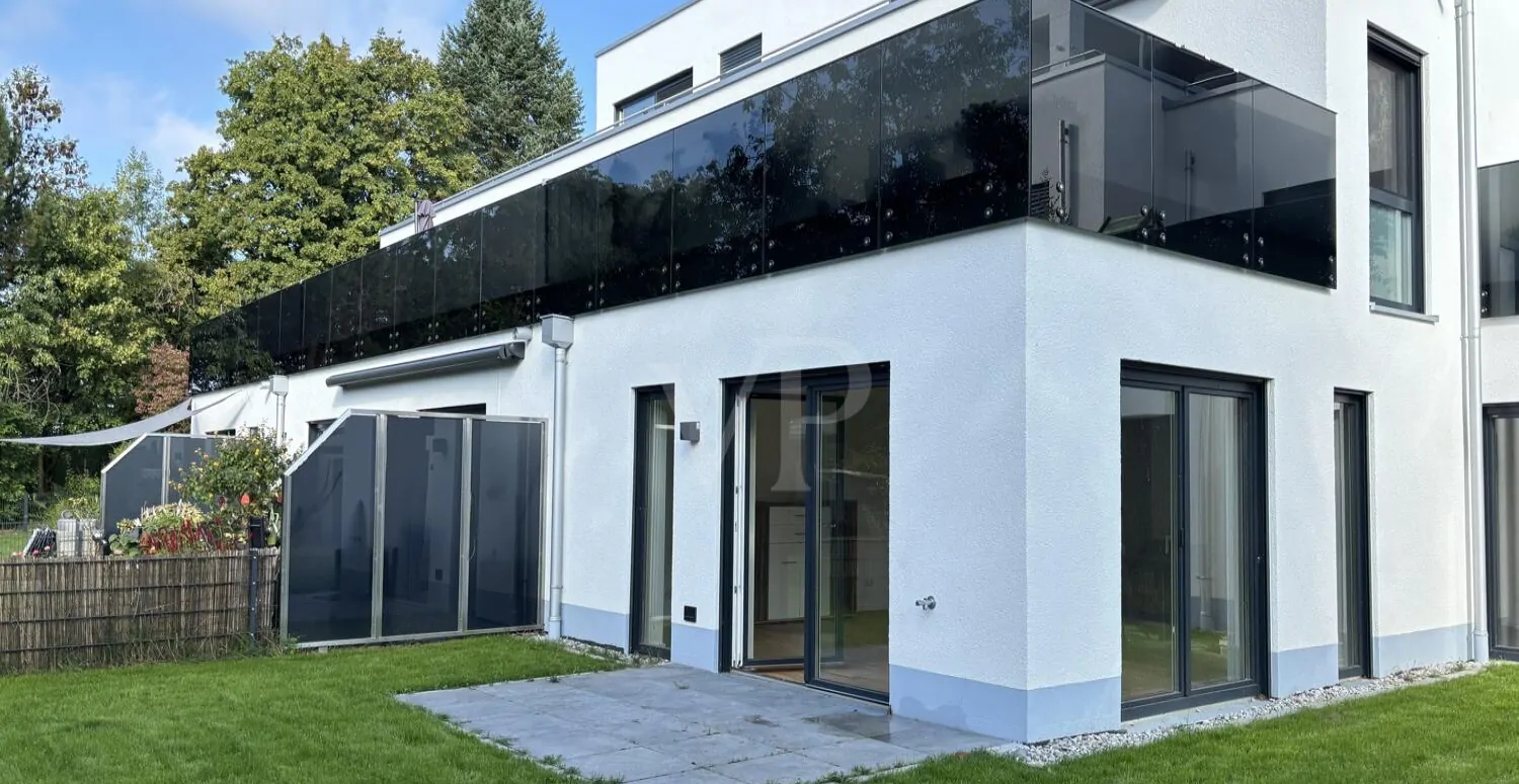 Neuwertige Gartenwohnung mit durchdachter Raumaufteilung