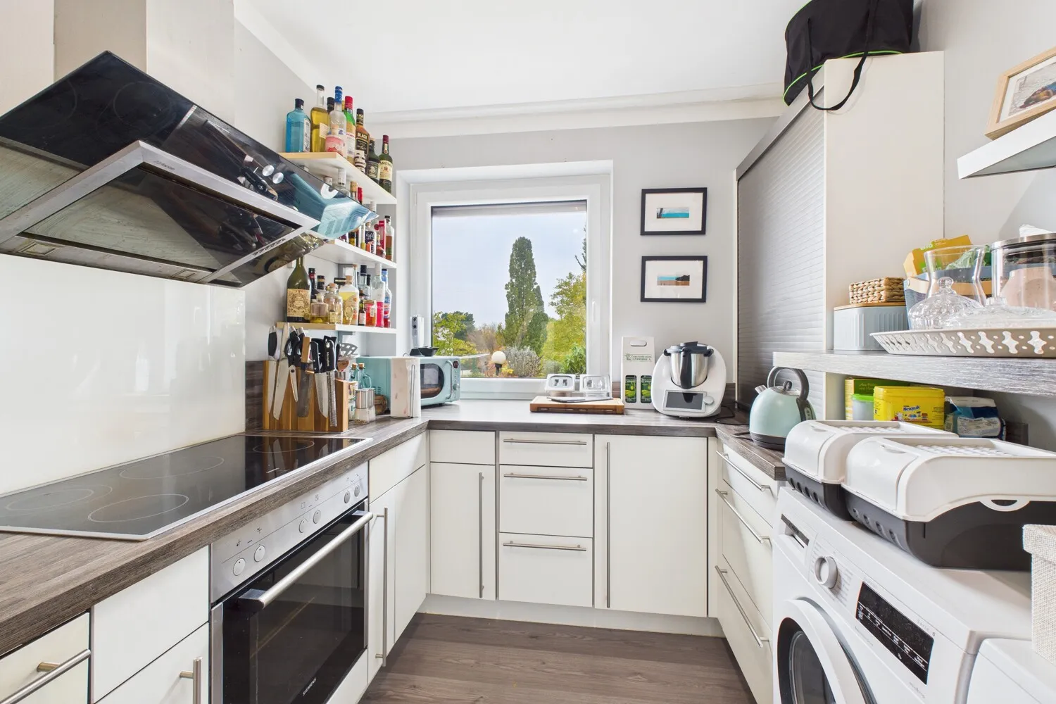 Elegant Wohnen über den Dächern von Neusäß – sofort bezugsbereit