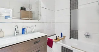 von_poll_real_estate_property_25122147_image_5