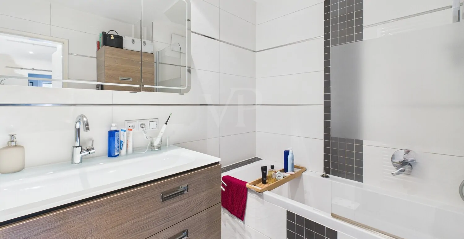 Lichtdurchflutetes Penthouse in begehrter Lage