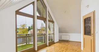 von_poll_real_estate_property_25122142_image_0