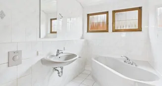 von_poll_real_estate_property_25122142_image_10