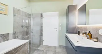 von_poll_real_estate_property_25122158_image_5