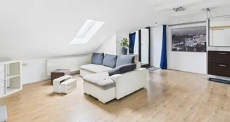 von_poll_real_estate_property_25122159_image_0