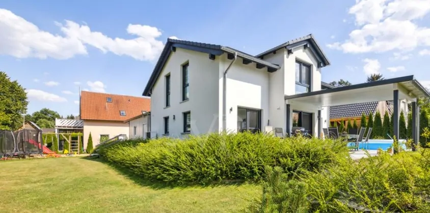 von Poll Immobilien GmbH