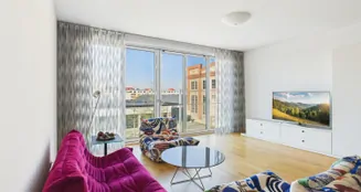 von_poll_real_estate_property_26122008_image_2