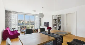 von_poll_real_estate_property_26122008_image_1