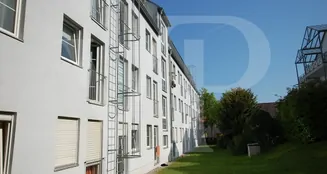 von_poll_real_estate_property_26122001_image_3