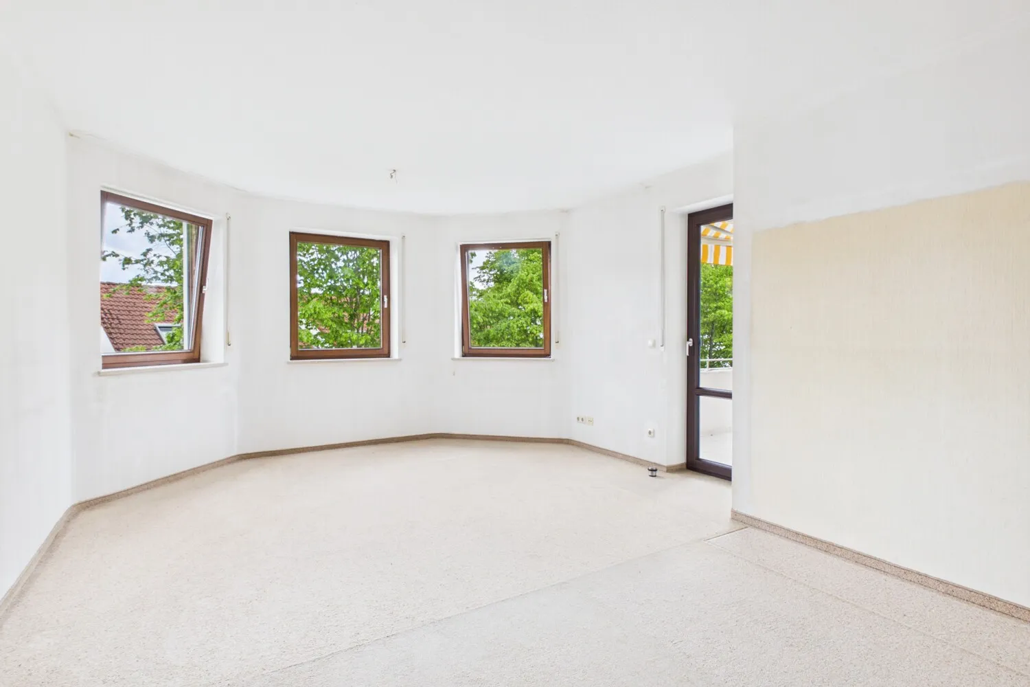 Lichtdurchflutete 3-Zimmer-Wohnung mit Balkon