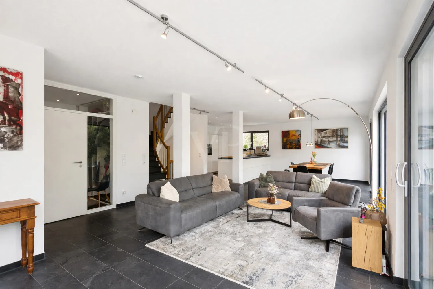 RESERVIERT: Elegantes Wohnen in begehrter Lage – Architektur, Licht und Raum in perfekter Harmonie