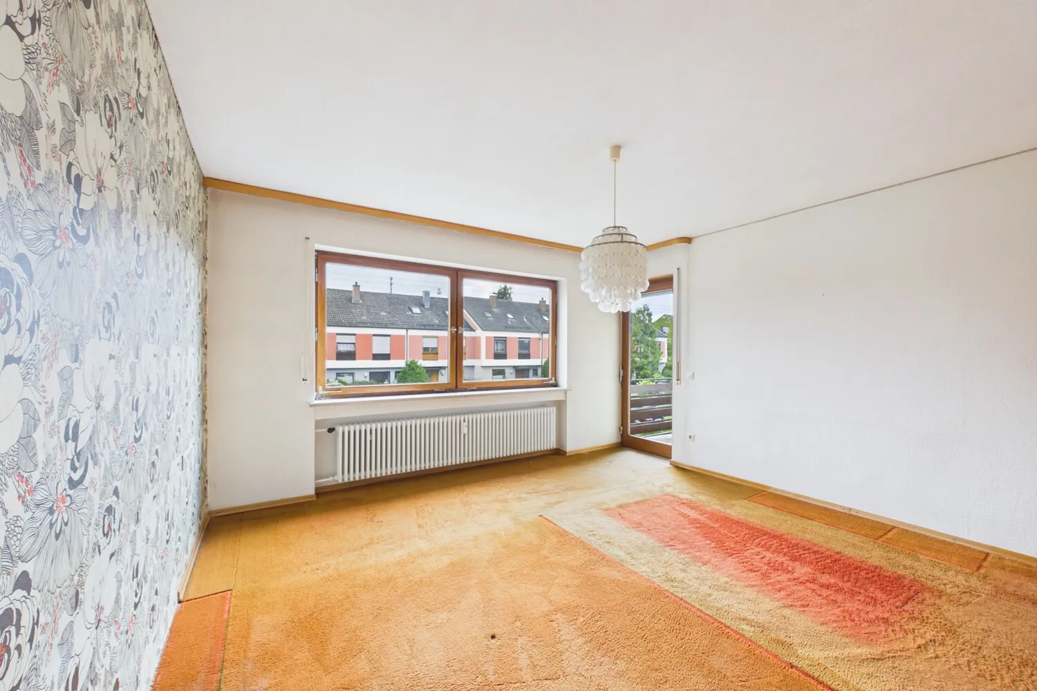 Schlafzimmer mit Balkon