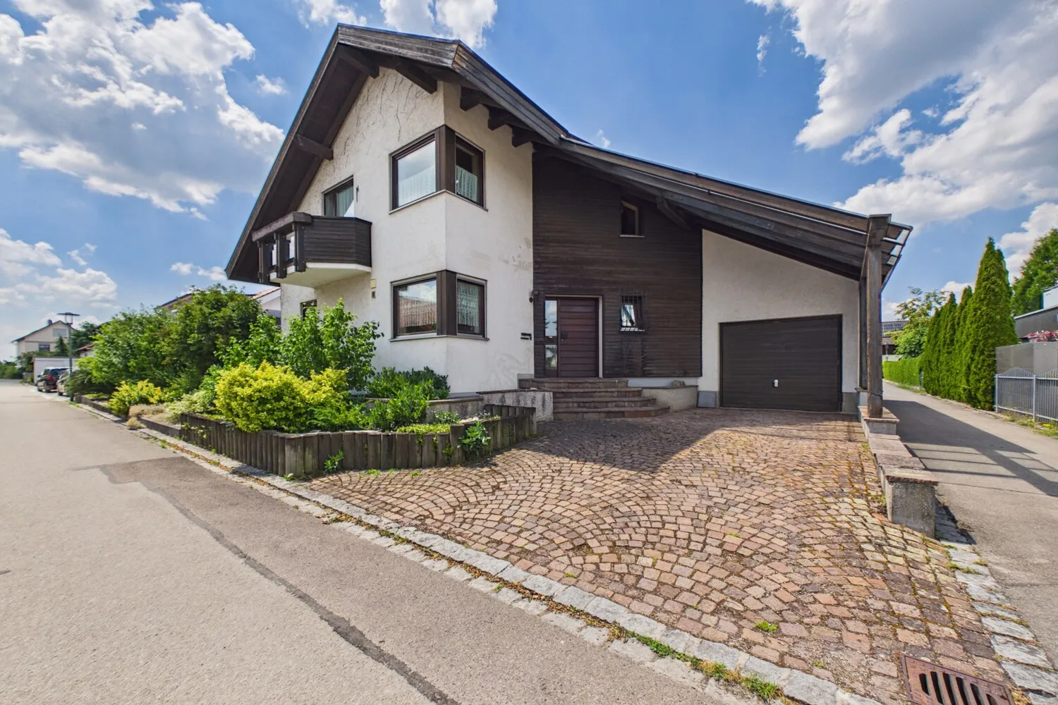 Architektenhaus mit Charakter und vielfältigen Möglichkeiten