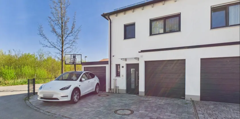 von Poll Immobilien GmbH