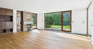 von_poll_real_estate_property_25122117_image_2