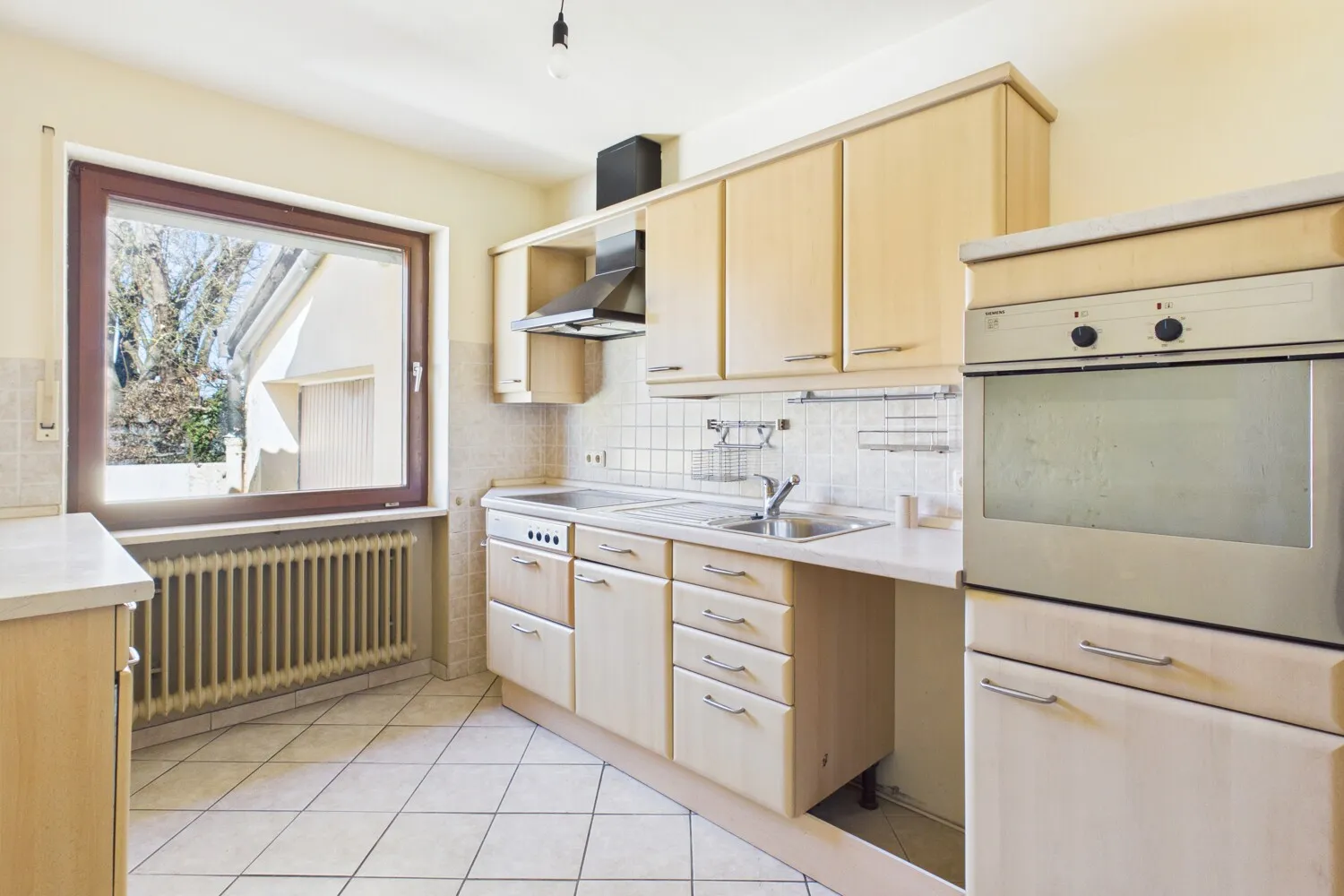 RESERVIERT: Einfamilienhaus in ruhiger Lage mit Wintergarten und Feldblick