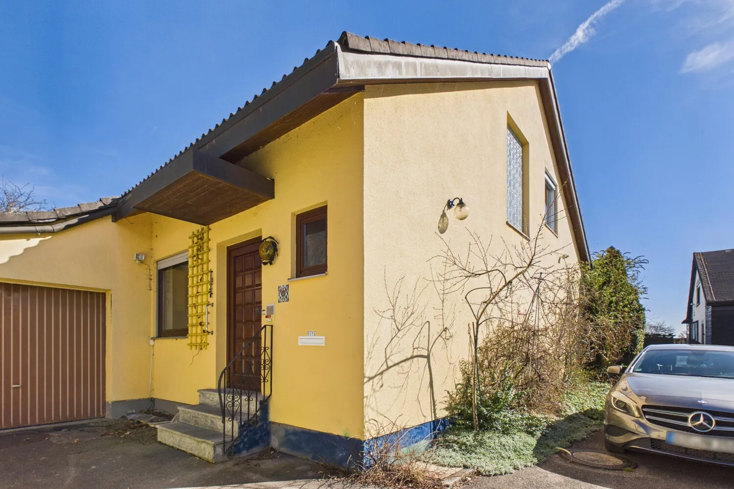 RESERVIERT: Einfamilienhaus in ruhiger Lage mit Wintergarten und Feldblick