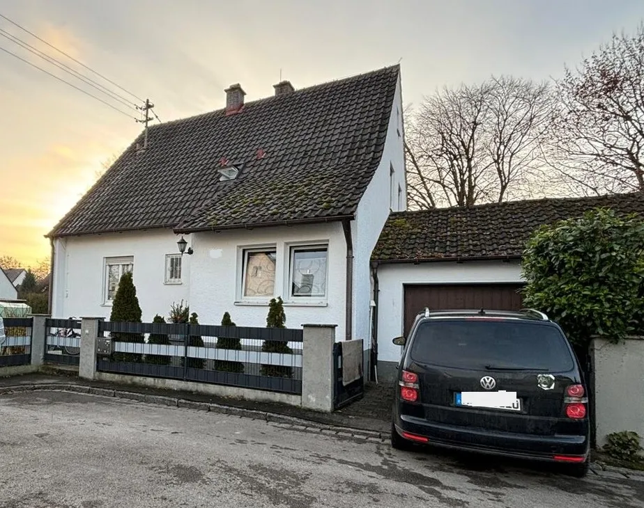 Charmantes Einfamilienhaus mit großem Grundstück in ruhiger Sackgassenlage