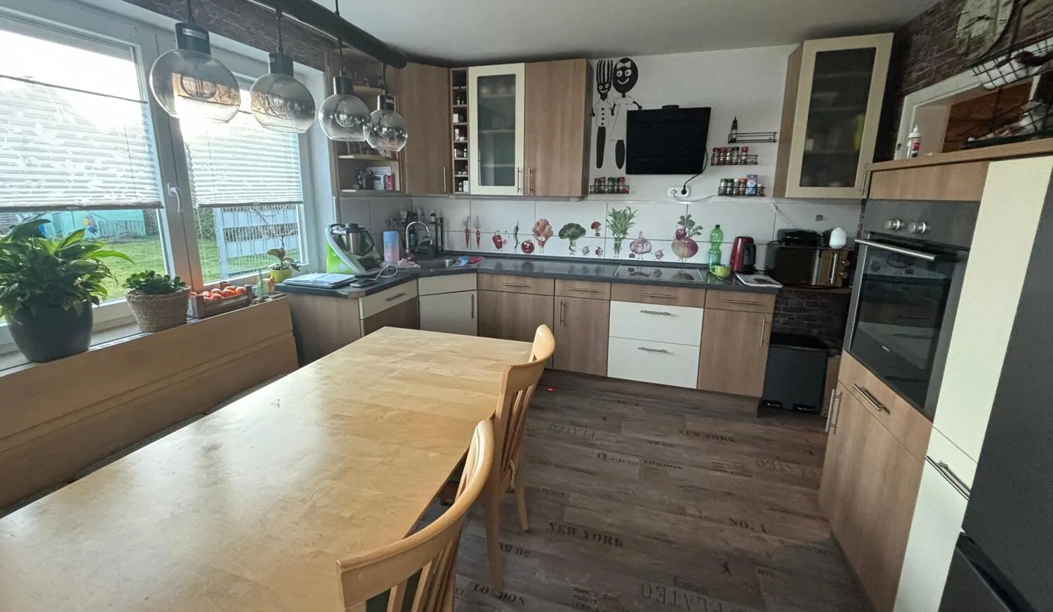 Charmantes Einfamilienhaus mit großem, teilbarem Grundstück in ruhiger Sackgassenlage