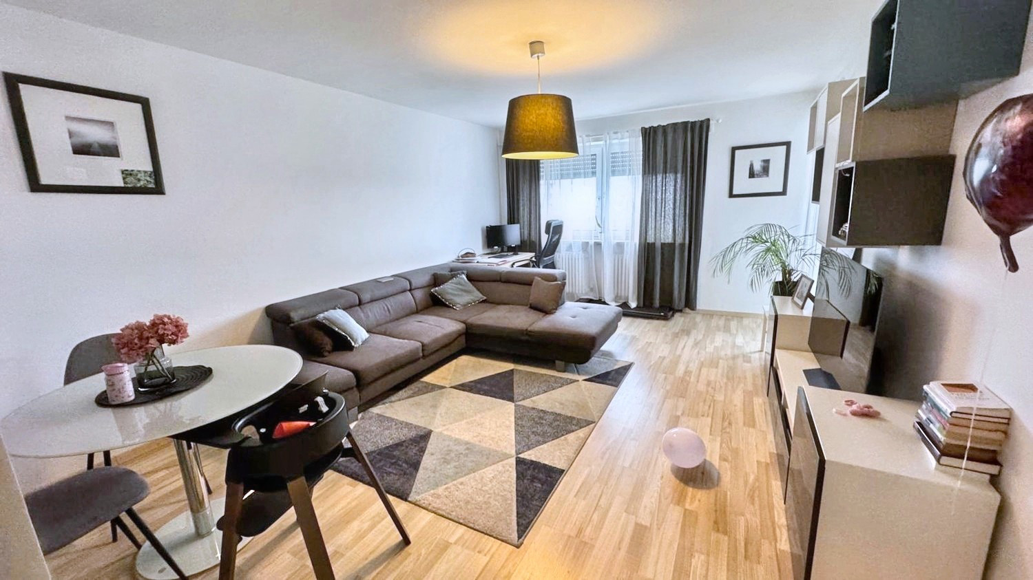 Ruhiges Wohnen mit Balkon und Ausblick