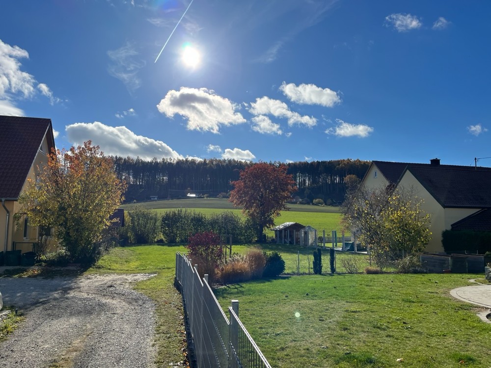 Großes Grundstück in ruhiger Lage