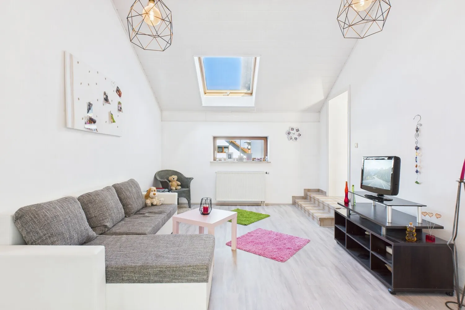 RESERVIERT: Ruhig und familienfreundlich wohnen in großzügiger Doppelhaushälfte