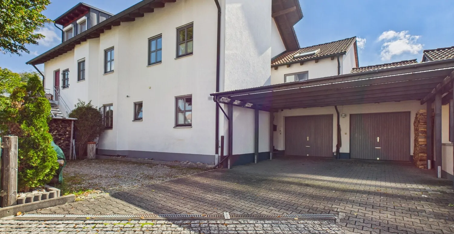 Ruhig und familienfreundlich wohnen in großzügiger Doppelhaushälfte