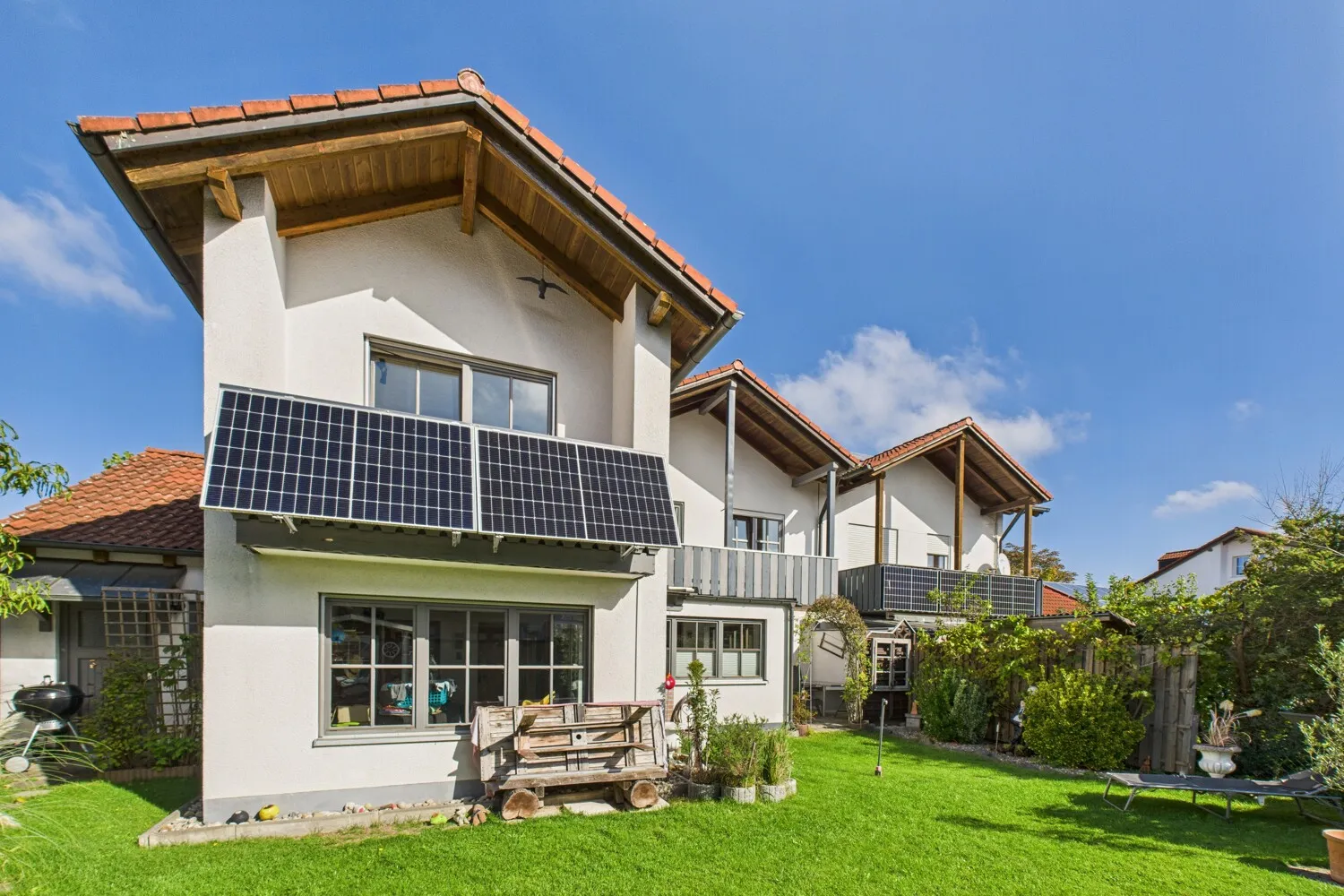 RESERVIERT: Ruhig und familienfreundlich wohnen in großzügiger Doppelhaushälfte