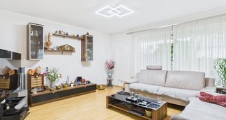 von_poll_real_estate_property_25122055_image_2