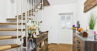 von_poll_real_estate_property_25122055_image_7