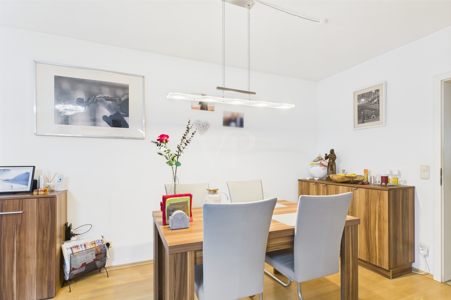 Modernisiertes Reiheneckhaus mit großzügigem Garten und guter Anbindung