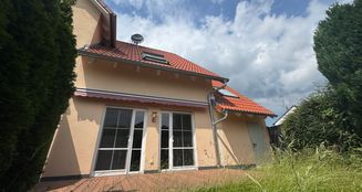 von_poll_real_estate_property_23122018_image_11