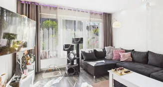 von_poll_real_estate_property_25122112_image_2