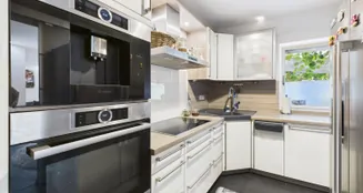 von_poll_real_estate_property_25122112_image_3