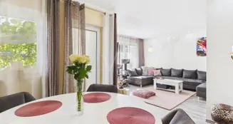 von_poll_real_estate_property_25122112_image_2