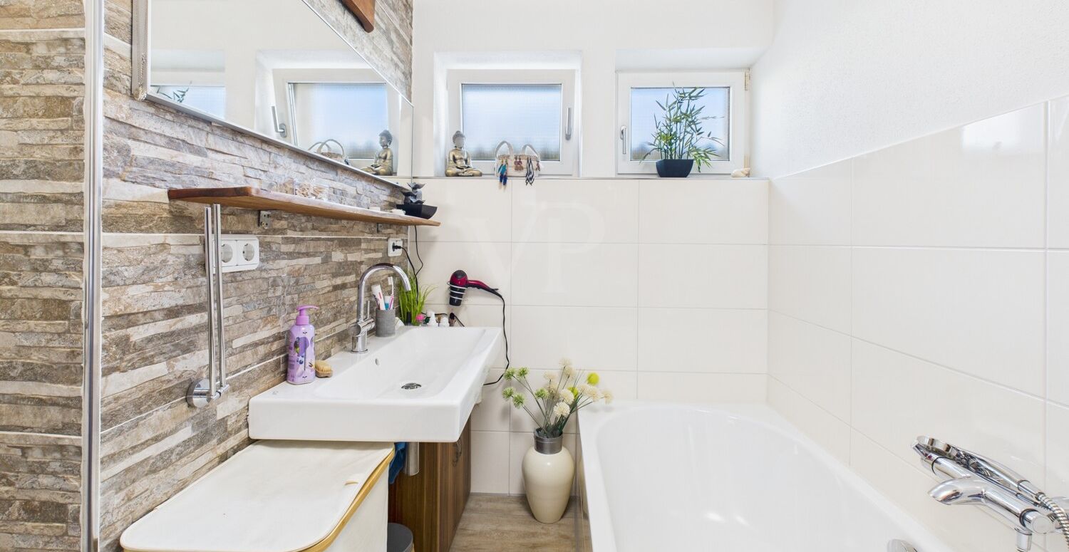 Badezimmer EG