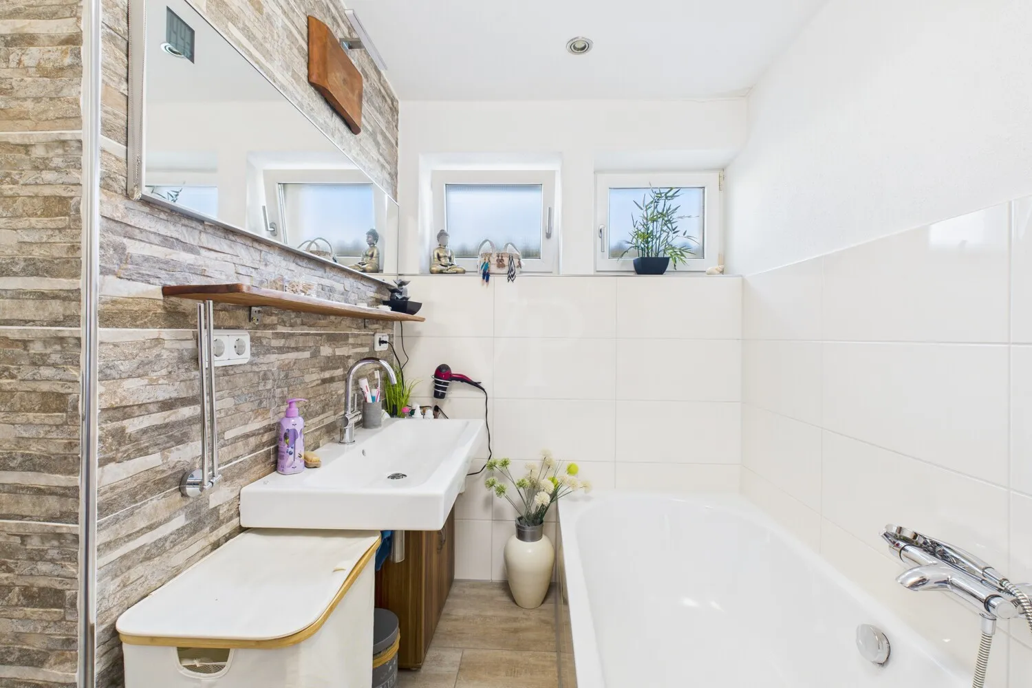 Badezimmer EG