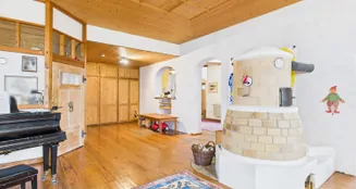 von_poll_real_estate_property_26122003_image_10