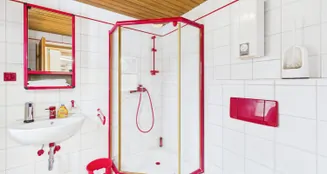 von_poll_real_estate_property_26122003_image_24