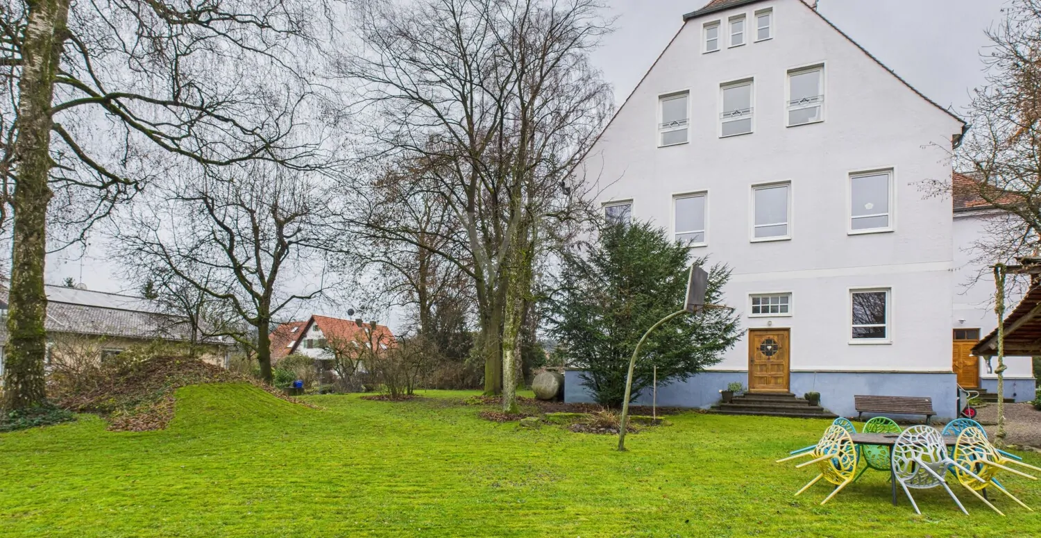 Wohnen am Ortsrand mit vielen Nutzungsmöglichkeiten