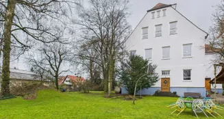 von_poll_real_estate_property_26122003_image_21