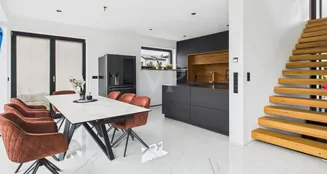 von_poll_real_estate_property_25122107_image_1