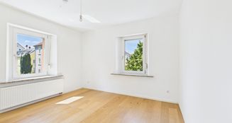 von_poll_real_estate_property_25122003_image_11