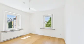 von_poll_real_estate_property_25122003_image_8