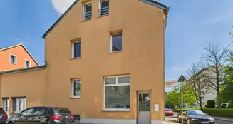 von_poll_real_estate_property_25122003_image_12