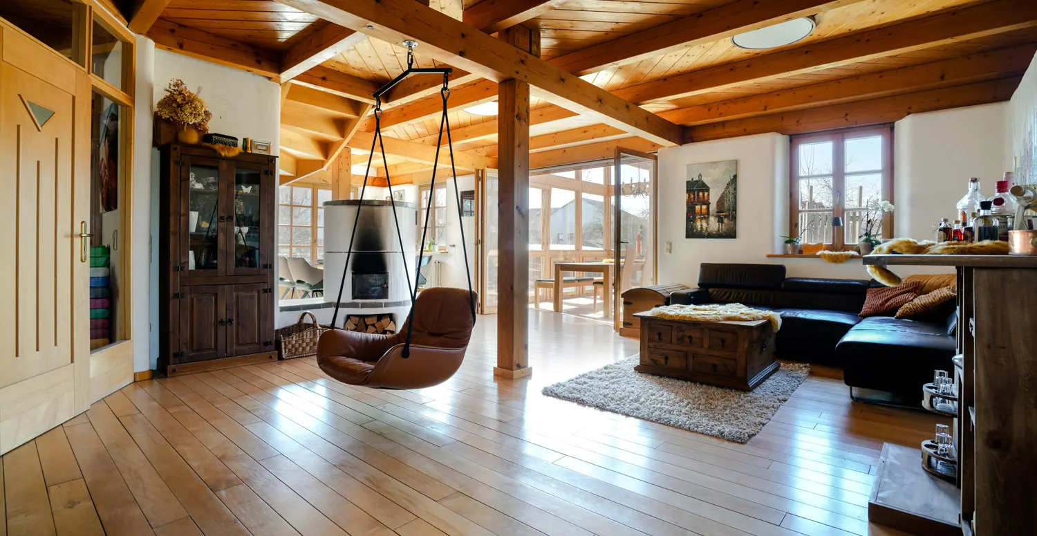 Exklusives Anwesen in Biberbach – Wohnkomfort trifft auf Nachhaltigkeit