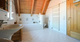 von_poll_real_estate_property_25122038_image_7