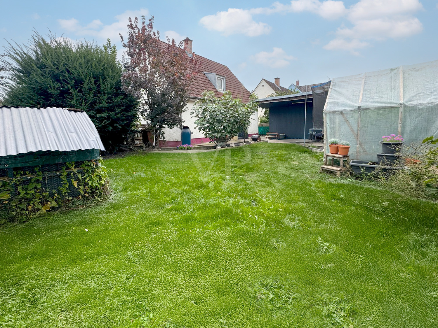 Renovierungsbedürftiges Einfamilienhaus mit viel Potenzial