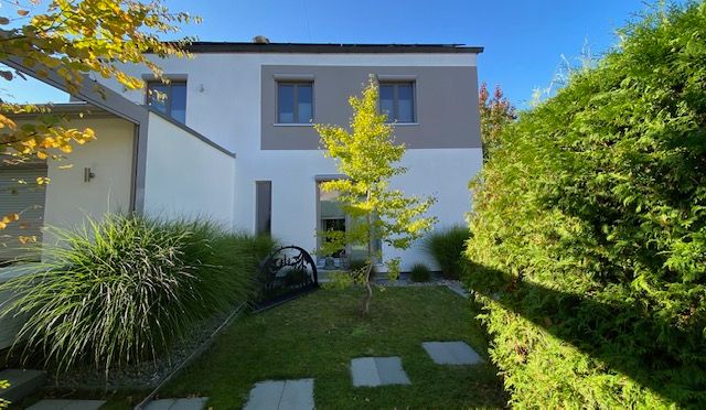 Exklusives Einfamilienhaus in ruhiger Sackgassenlage – großzügig, modern und bezugsfertig